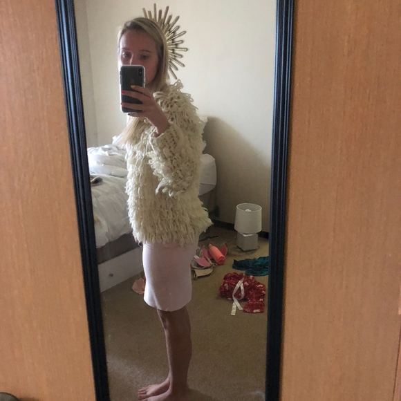 LF Fur Coat - Picture 5 of 5